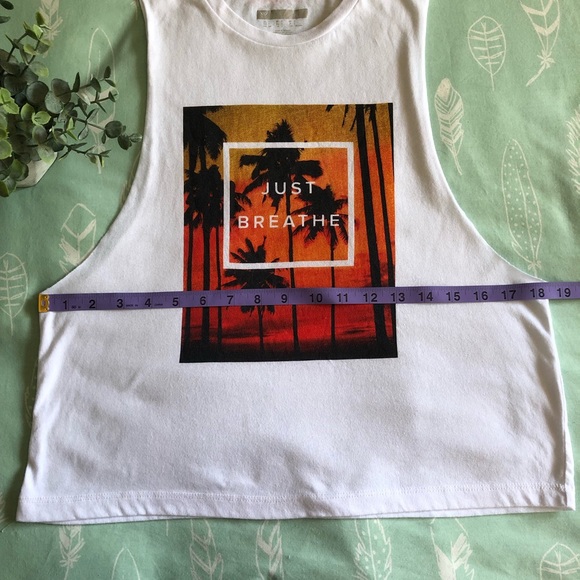 💜 3/$15 Forever 21 cropped muscle tee - size small - Picture 10 of 12